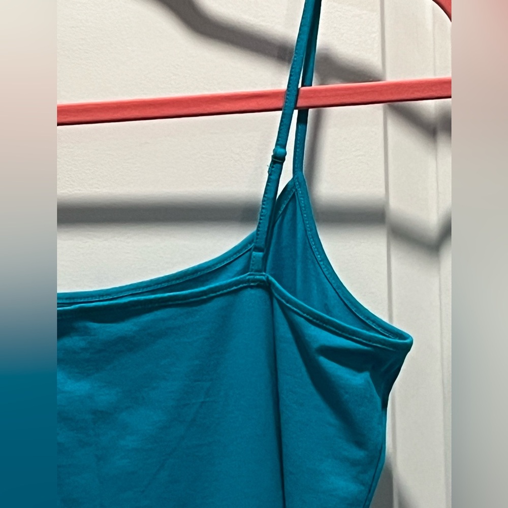 LOFT Women’s Tank Top NWT – Size L – Perfect Staple Piece! - Picture 10 of 14